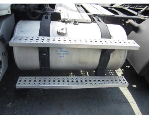 FREIGHTLINER CASCADIA 125 FUEL TANK