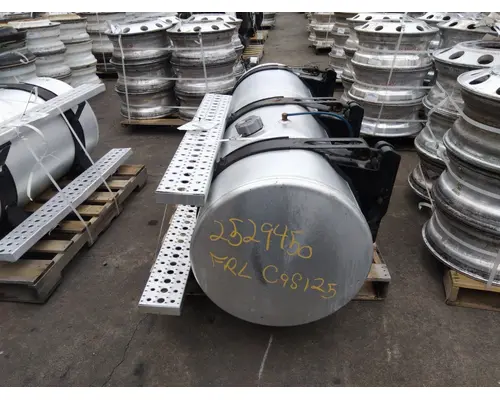 FREIGHTLINER CASCADIA 125 FUEL TANK