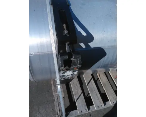 FREIGHTLINER CASCADIA 125 FUEL TANK