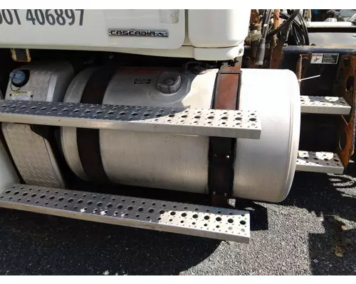 FREIGHTLINER CASCADIA 125 FUEL TANK