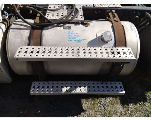 FREIGHTLINER CASCADIA 125 FUEL TANK
