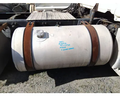 FREIGHTLINER CASCADIA 125 FUEL TANK