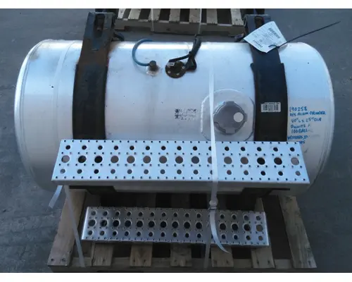 FREIGHTLINER CASCADIA 125 FUEL TANK