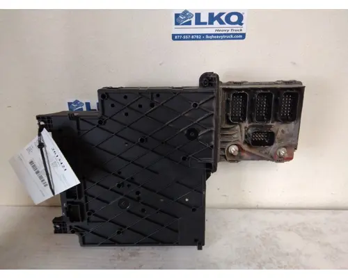 FREIGHTLINER CASCADIA 125 FUSE BOX