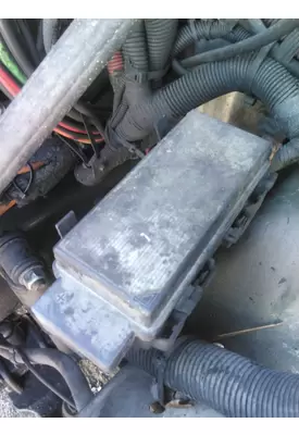 FREIGHTLINER CASCADIA 125 FUSE BOX