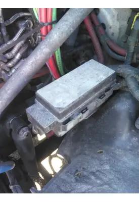FREIGHTLINER CASCADIA 125 FUSE BOX