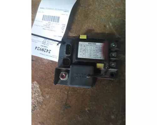 FREIGHTLINER CASCADIA 125 FUSE BOX