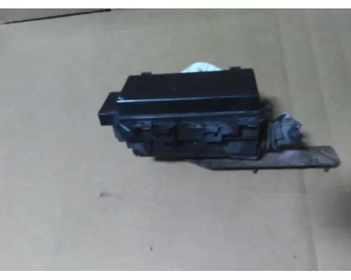FREIGHTLINER CASCADIA 125 FUSE BOX