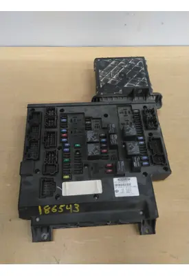 FREIGHTLINER CASCADIA 125 FUSE BOX