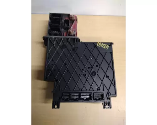 FREIGHTLINER CASCADIA 125 FUSE BOX