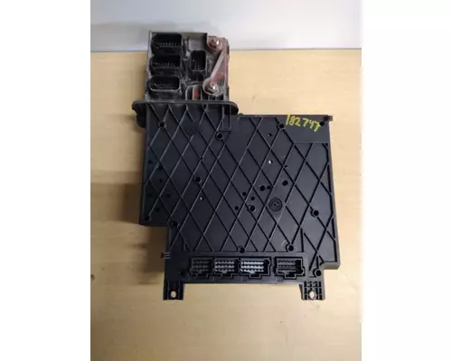 FREIGHTLINER CASCADIA 125 FUSE BOX