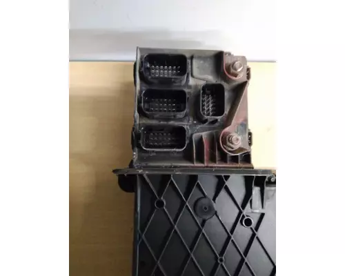 FREIGHTLINER CASCADIA 125 FUSE BOX