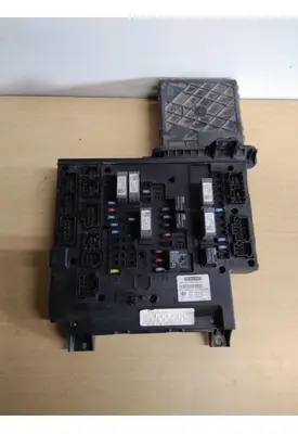 FREIGHTLINER CASCADIA 125 FUSE BOX