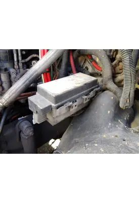 FREIGHTLINER CASCADIA 125 FUSE BOX