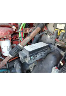 FREIGHTLINER CASCADIA 125 FUSE BOX