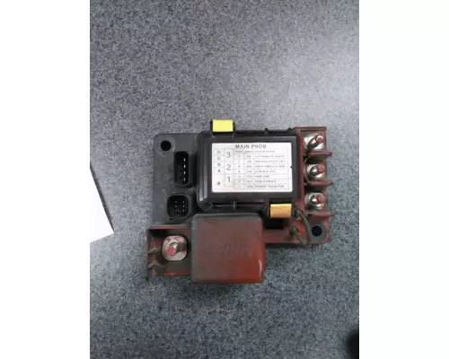 FREIGHTLINER CASCADIA 125 FUSE BOX