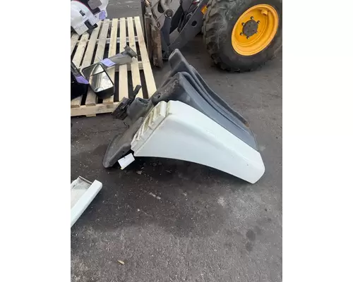 FREIGHTLINER CASCADIA 125 Fender Extension