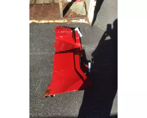 FREIGHTLINER CASCADIA 125 Fender Extension