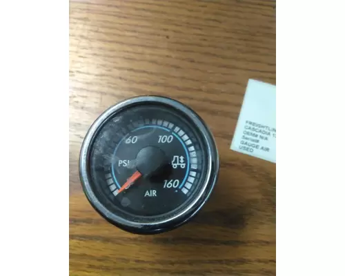 FREIGHTLINER CASCADIA 125 GAUGE AIR