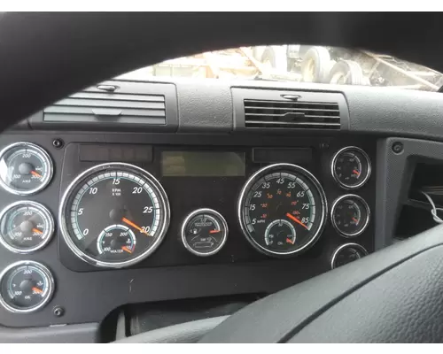 FREIGHTLINER CASCADIA 125 GAUGE CLUSTER
