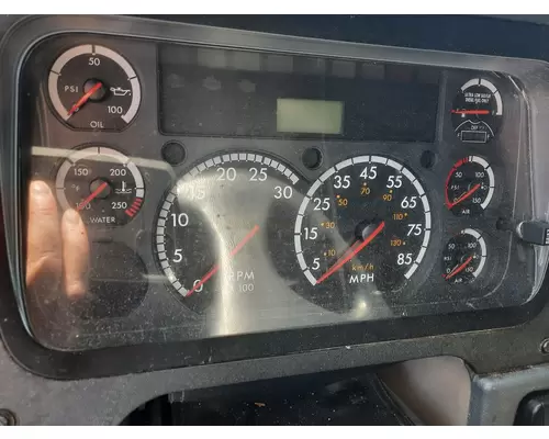 FREIGHTLINER CASCADIA 125 GAUGE CLUSTER