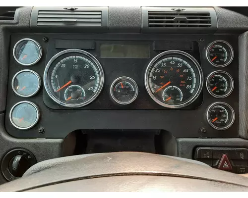 FREIGHTLINER CASCADIA 125 GAUGE CLUSTER