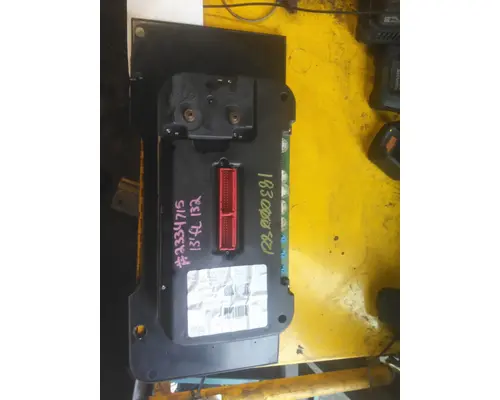 FREIGHTLINER CASCADIA 125 GAUGE CLUSTER