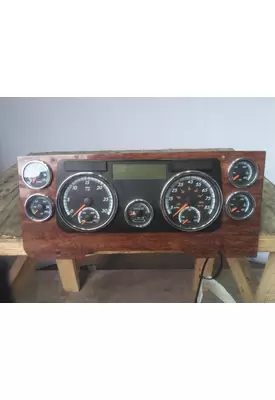FREIGHTLINER CASCADIA 125 GAUGE CLUSTER