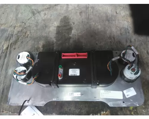 FREIGHTLINER CASCADIA 125 GAUGE CLUSTER