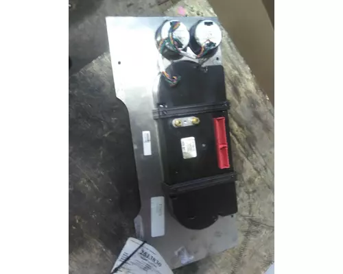 FREIGHTLINER CASCADIA 125 GAUGE CLUSTER