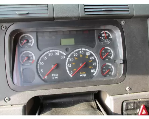 FREIGHTLINER CASCADIA 125 GAUGE CLUSTER