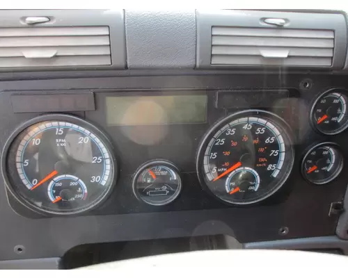 FREIGHTLINER CASCADIA 125 GAUGE CLUSTER