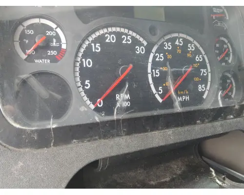 FREIGHTLINER CASCADIA 125 GAUGE CLUSTER