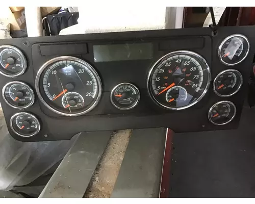 FREIGHTLINER CASCADIA 125 GAUGE CLUSTER