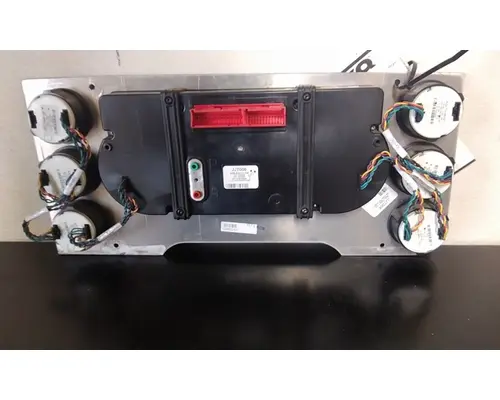 FREIGHTLINER CASCADIA 125 GAUGE CLUSTER