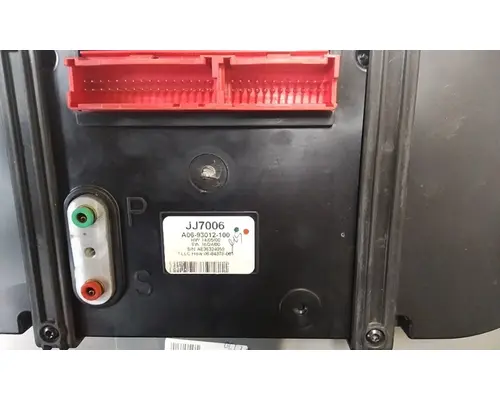 FREIGHTLINER CASCADIA 125 GAUGE CLUSTER