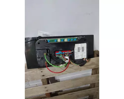 FREIGHTLINER CASCADIA 125 GAUGE CLUSTER