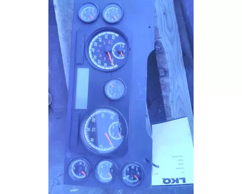 FREIGHTLINER CASCADIA 125 GAUGE CLUSTER