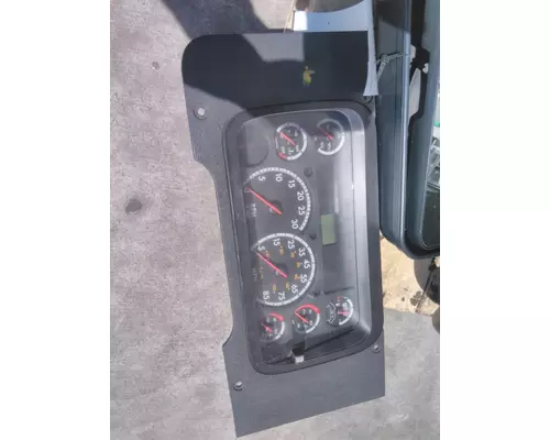 FREIGHTLINER CASCADIA 125 GAUGE CLUSTER