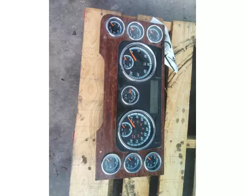 FREIGHTLINER CASCADIA 125 GAUGE CLUSTER