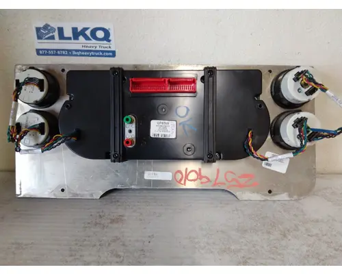 FREIGHTLINER CASCADIA 125 GAUGE CLUSTER