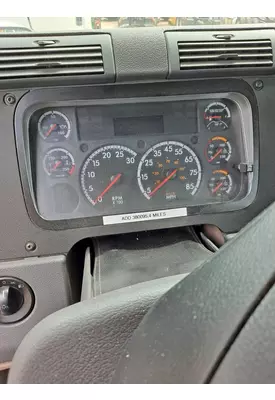 FREIGHTLINER CASCADIA 125 GAUGE CLUSTER