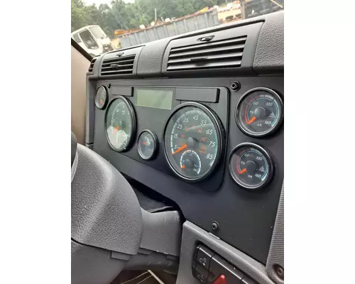 FREIGHTLINER CASCADIA 125 GAUGE CLUSTER