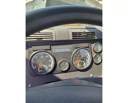 FREIGHTLINER CASCADIA 125 GAUGE CLUSTER