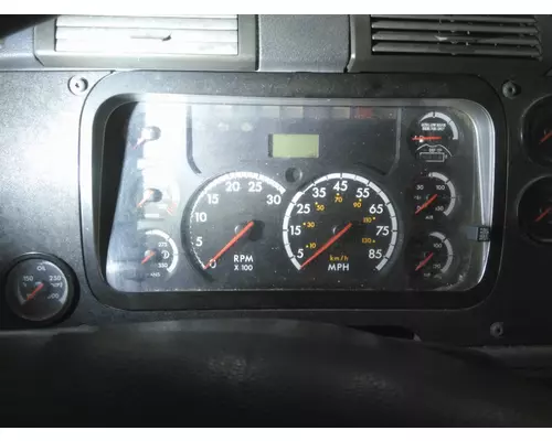 FREIGHTLINER CASCADIA 125 GAUGE CLUSTER