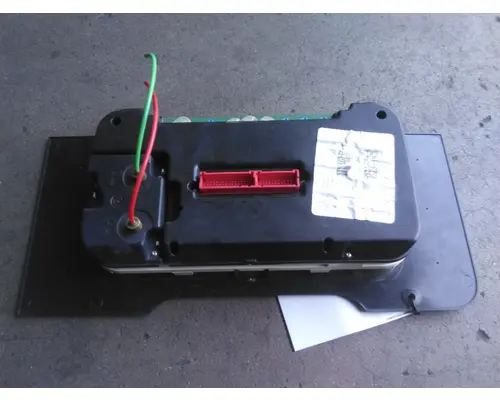 FREIGHTLINER CASCADIA 125 GAUGE CLUSTER