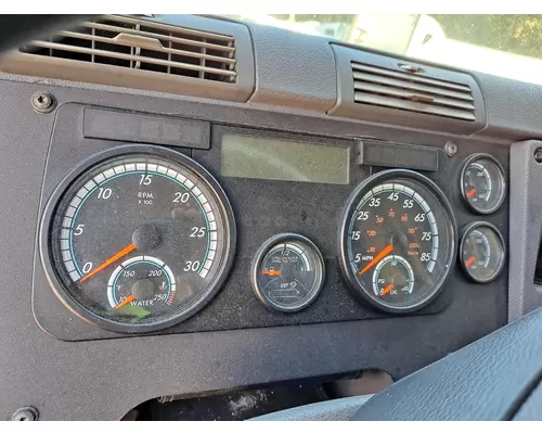 FREIGHTLINER CASCADIA 125 GAUGE CLUSTER