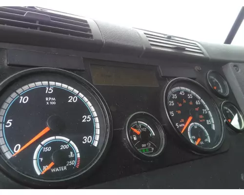 FREIGHTLINER CASCADIA 125 GAUGE CLUSTER