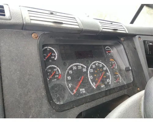 FREIGHTLINER CASCADIA 125 GAUGE CLUSTER