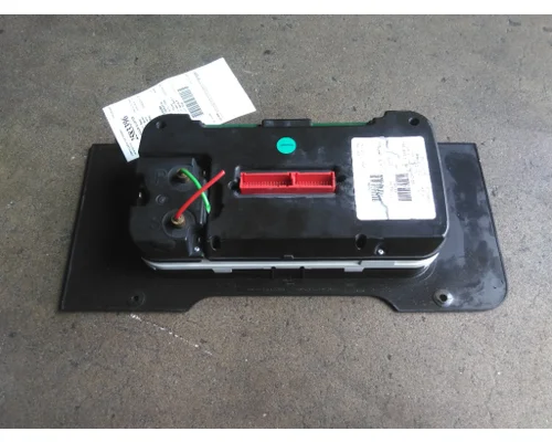 FREIGHTLINER CASCADIA 125 GAUGE CLUSTER